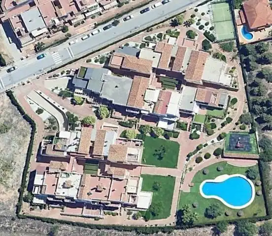 Vista exterior de Pis en venda en Albolote amb Aire condicionat, Terrassa i Moblat