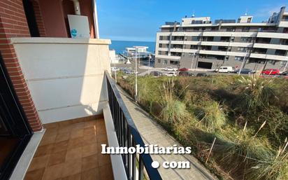 Exterior view of Flat for sale in Castro-Urdiales  with Heating, Private garden and Parquet flooring