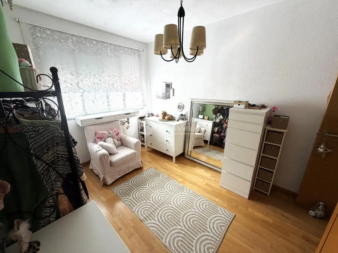 Schlafzimmer von Wohnung zum Verkauf in Villalbilla mit Privatgarten und Schwimmbad