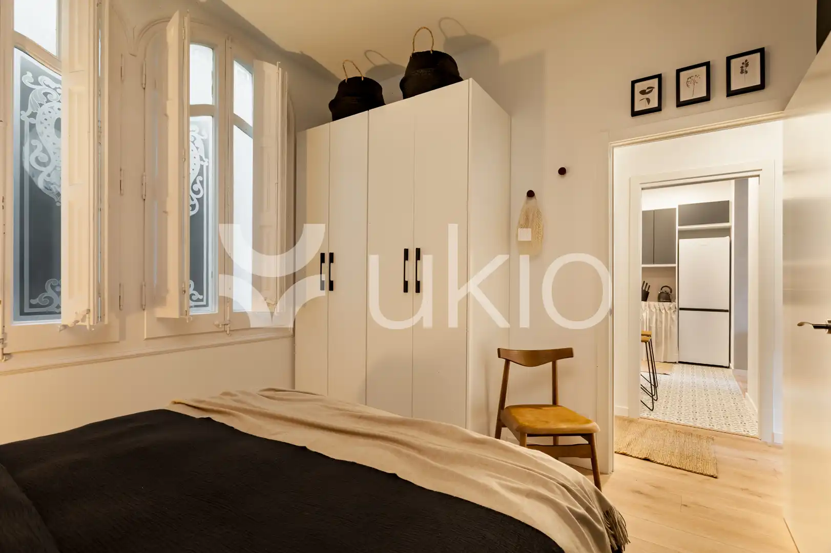 Dormitori de Apartament de lloguer en Barcelona amb Aire condicionat, Calefacció i Moblat