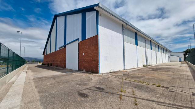 Nave industrial en Alquiler en Lugar O Casal, 90 en O Porriño