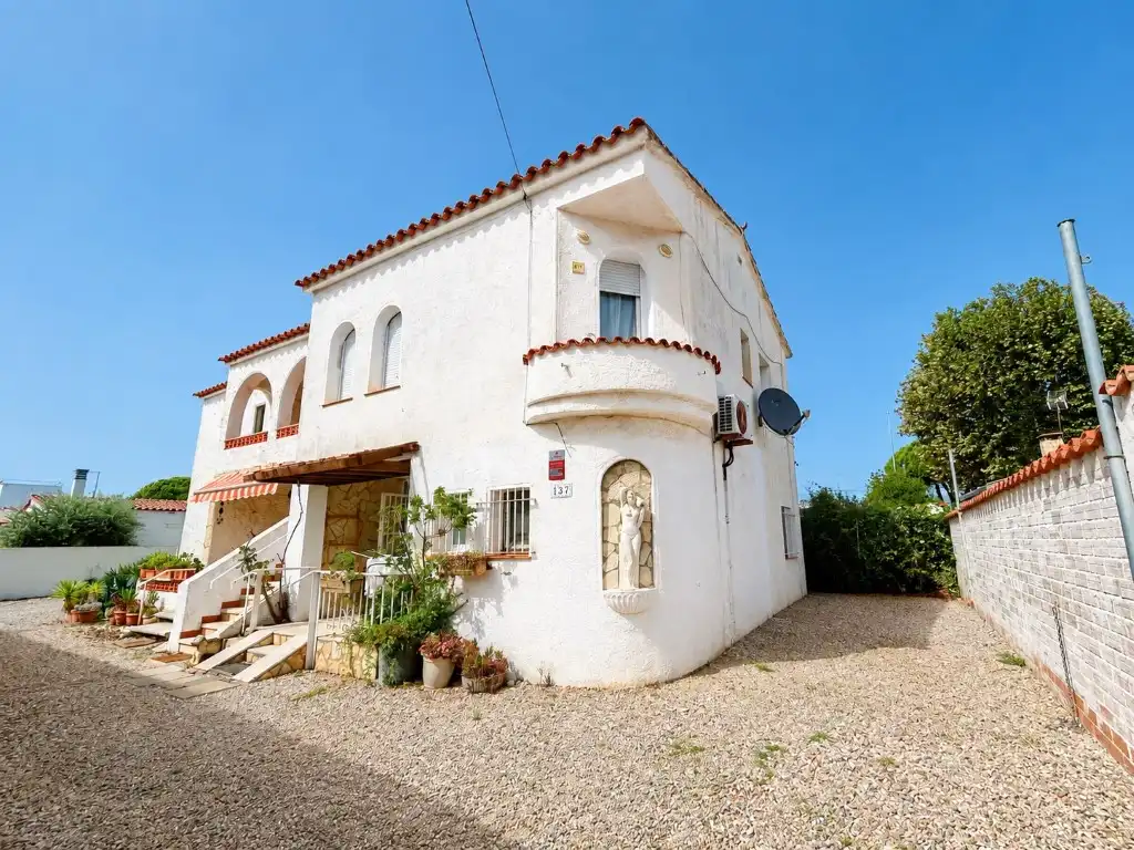 Exterior view of Apartments for sale in Empuriabrava