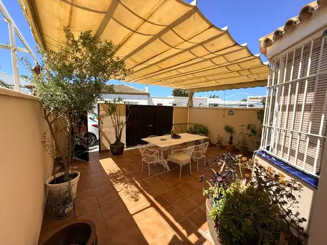Terrace of Detached homes for rent in Chiclana de la Frontera  with Air Conditioner, Furnished and Oven