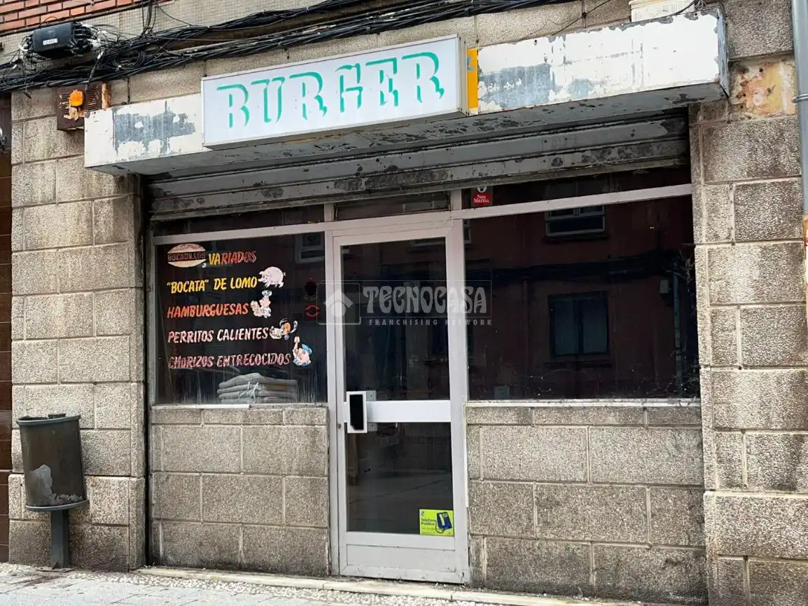 Local de lloguer en León Capital  amb Calefacció