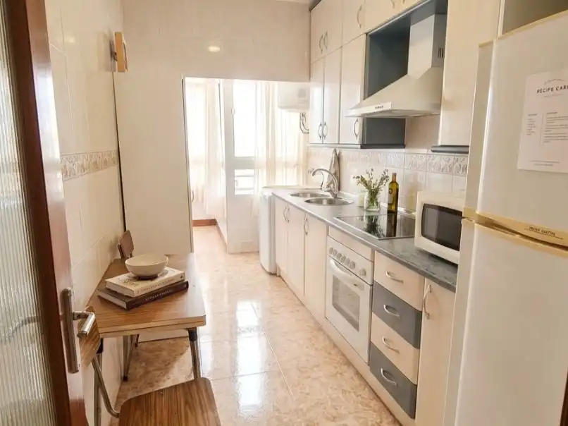 Cocina de Piso en venta en Almería con Aire acondicionado, Calefacción y Amueblado