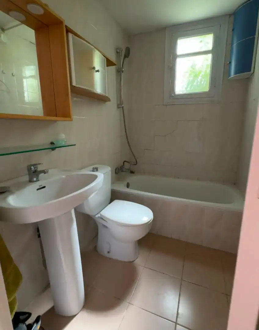 Baño de Piso en venta en Sant Cugat del Vallès con Calefacción, Trastero y Horno