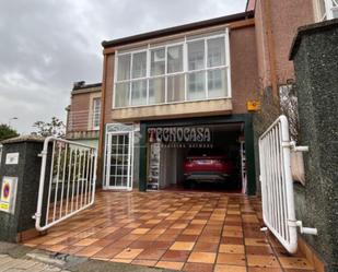 Vista exterior de Casa adosada en venda en Valladolid Capital amb Aire condicionat, Calefacció i Terrassa