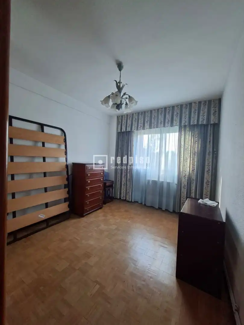 Bedroom of Flat for sale in Madrid  with Air Conditioner, Heating and Parquet flooring