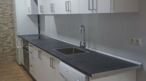 Foto 2 de Dúplex de alquiler en Los Castillejos - La Trinidad, Málaga Capital