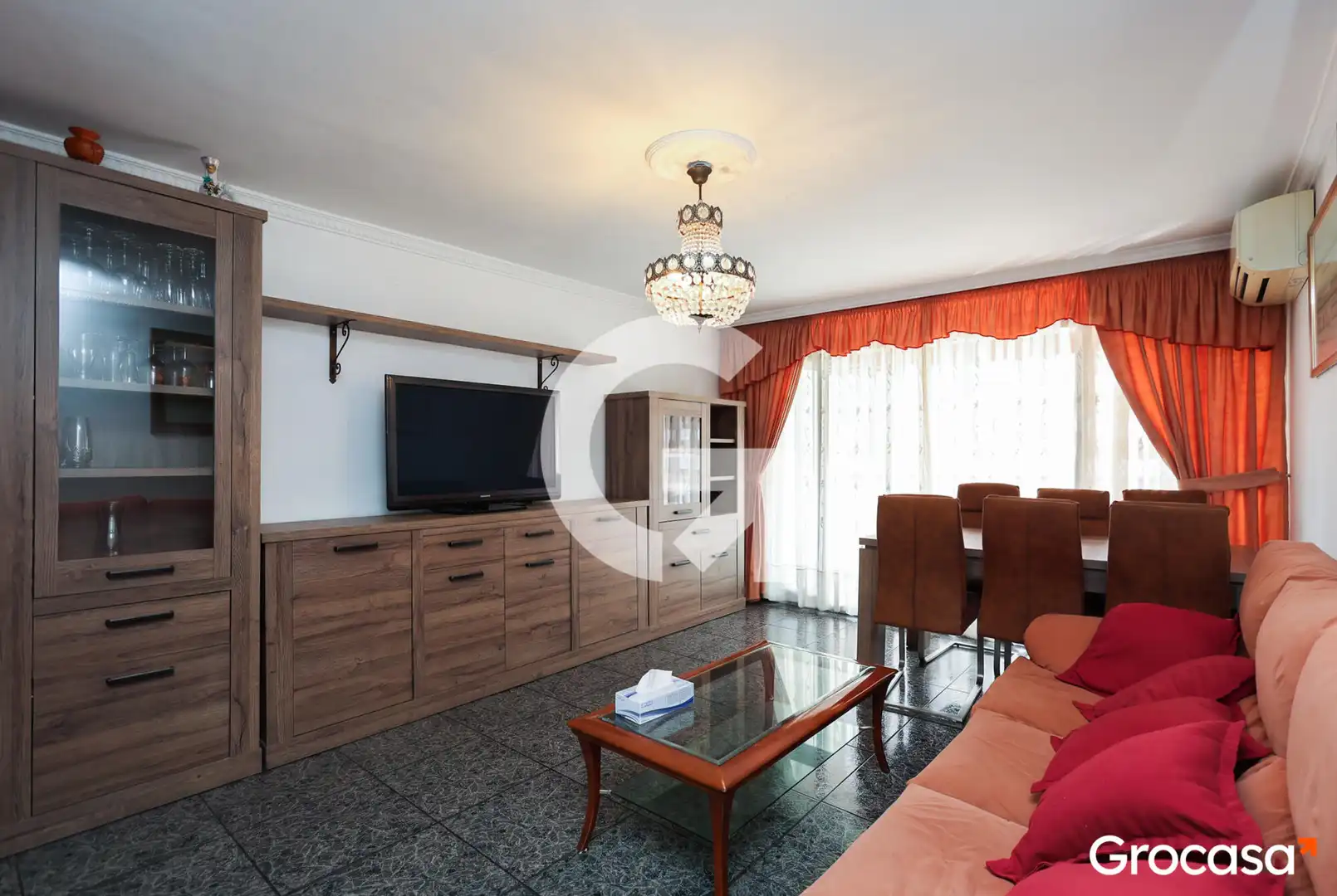 Sala de estar de Piso en venta en L'Hospitalet de Llobregat con Aire acondicionado, Calefacción y Balcón