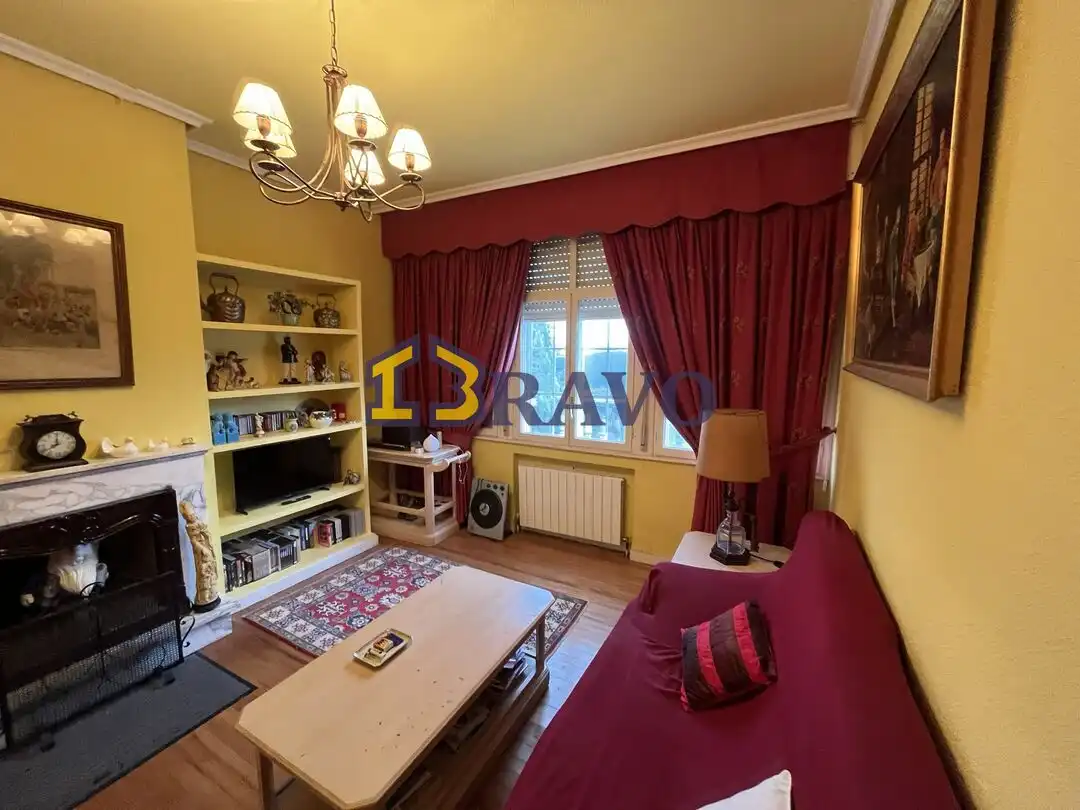 Chalet con jardín en venta en Medina de Pomar, imagen 2