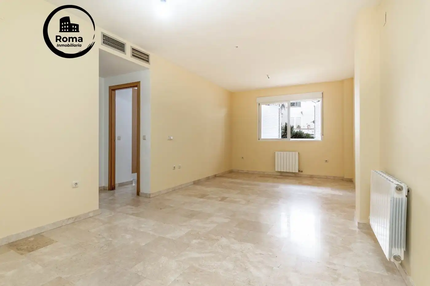 Piso en venta en Las Gabias con Aire acondicionado, Calefacción y Jardín privado