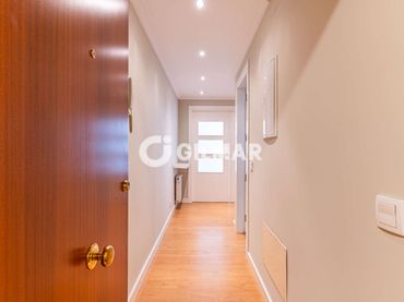 Flat with garden for sale in Fuencarral - El Pardo
