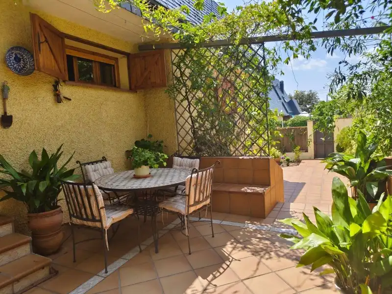 Terrace of Houses for sale in Miraflores de la Sierra  with Air Conditioner, Heating and Terrace