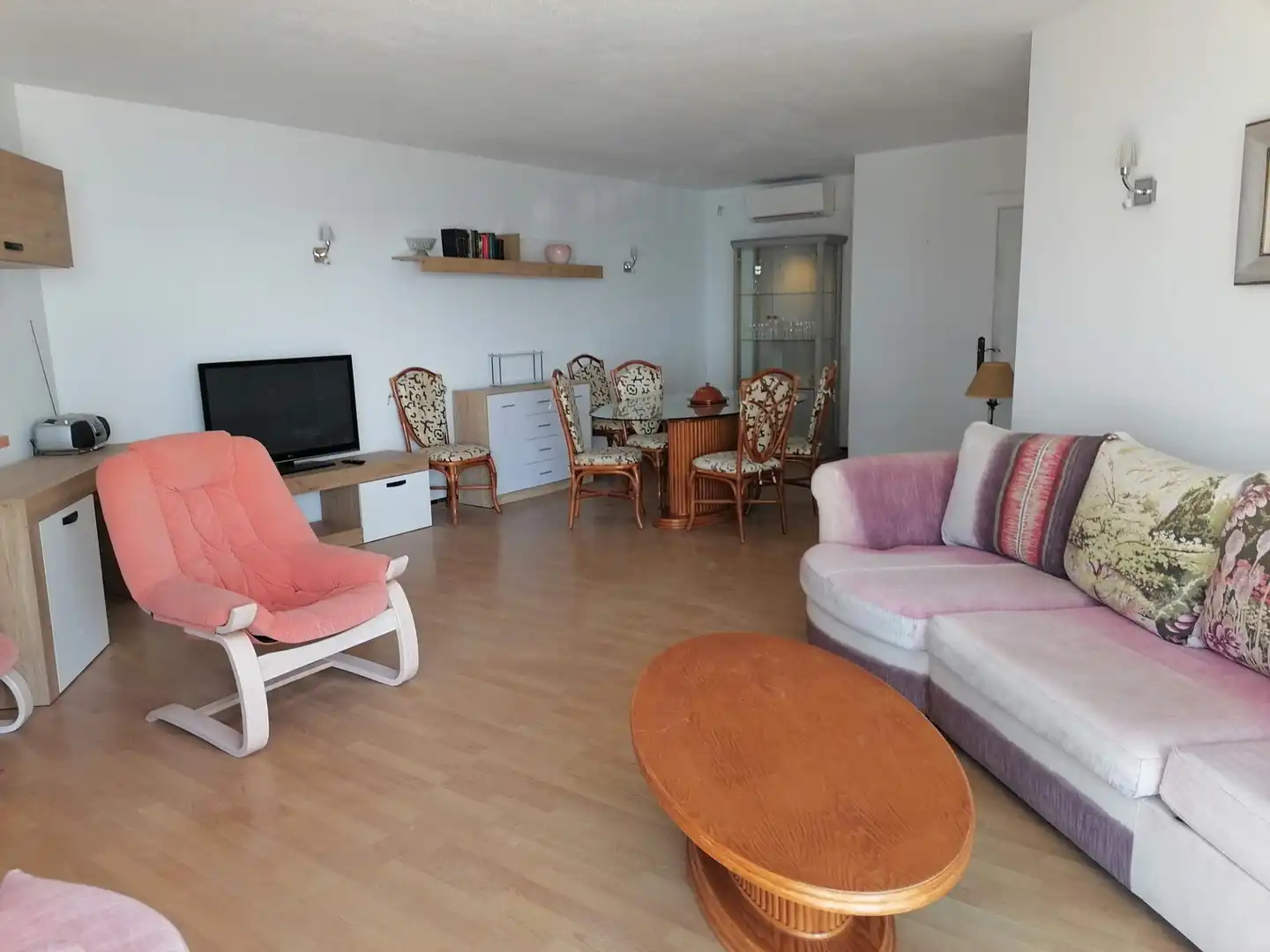 Sala de estar de Apartamento de alquiler en  Palma de Mallorca con Aire acondicionado, Amueblado y Balcón