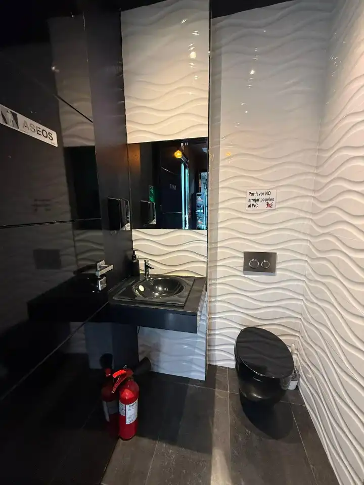 Gewerbefläche zum Verkauf in Calle Princesa 7, imagen 6