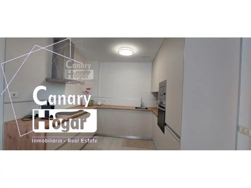 Cuina de Apartament en venda en Adeje amb Aire condicionat i Balcó