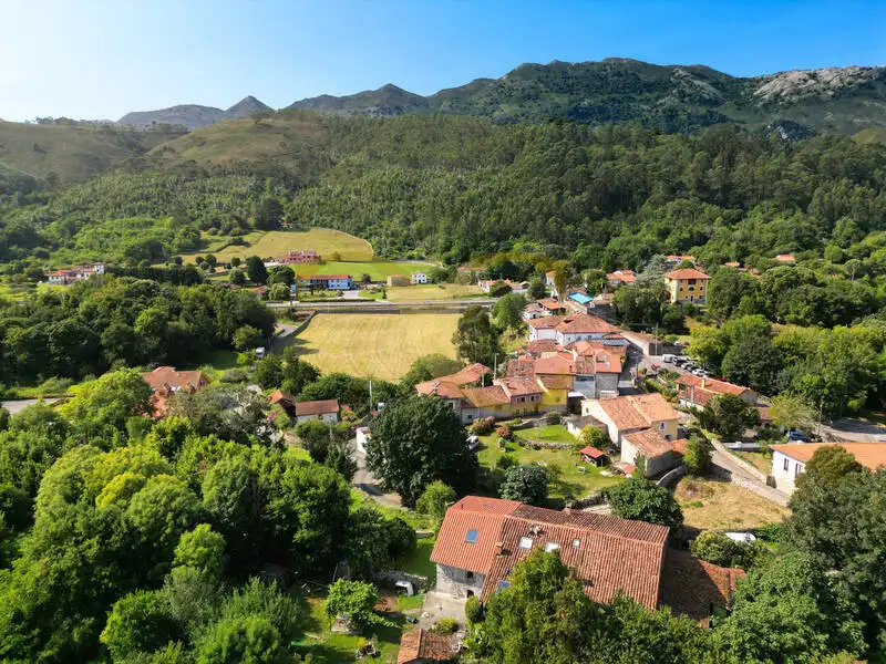 Vista exterior de Residencial en venta en Llanes