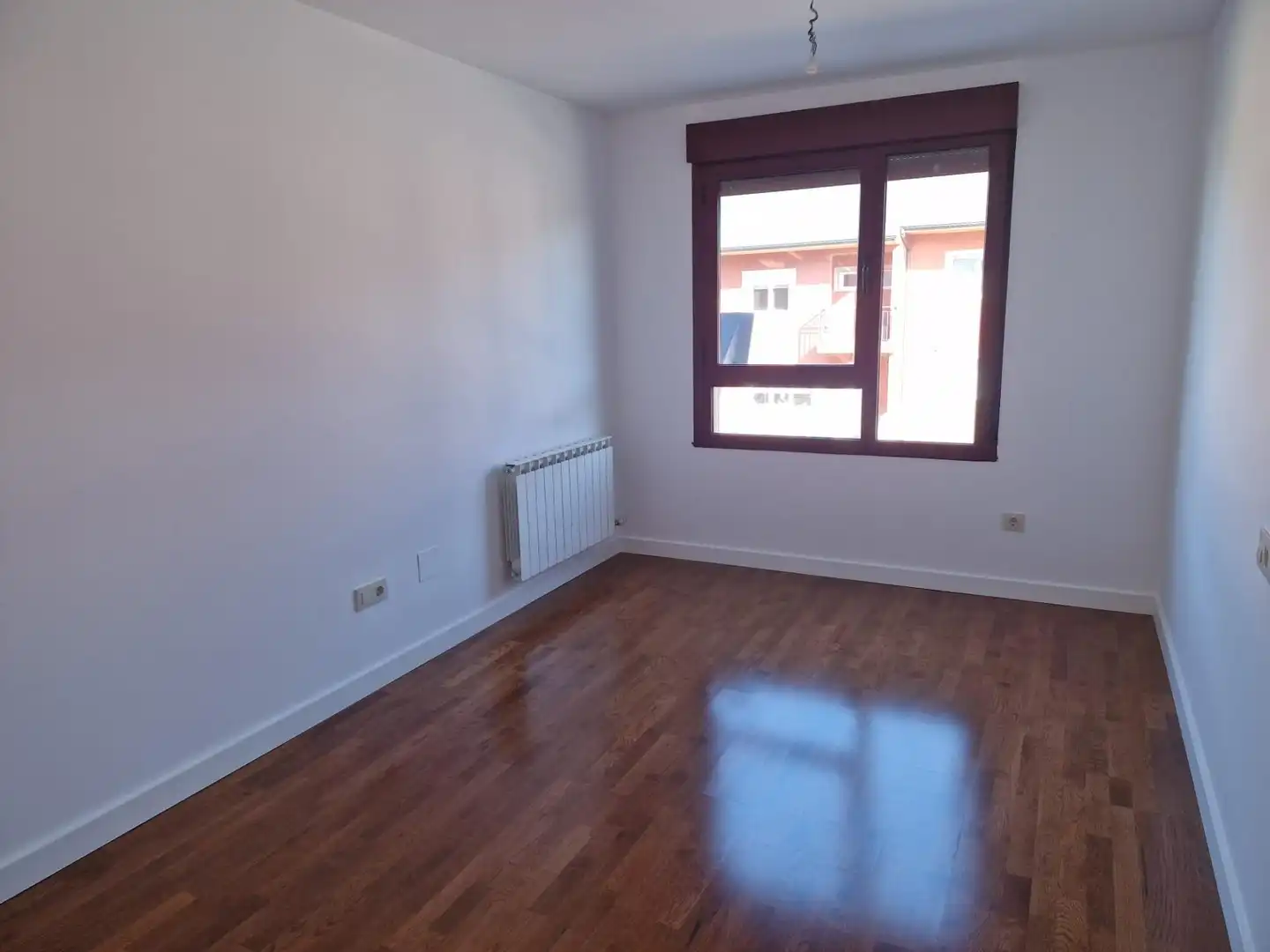 Habitación de Apartamento en venta en Camponaraya con Calefacción y Trastero