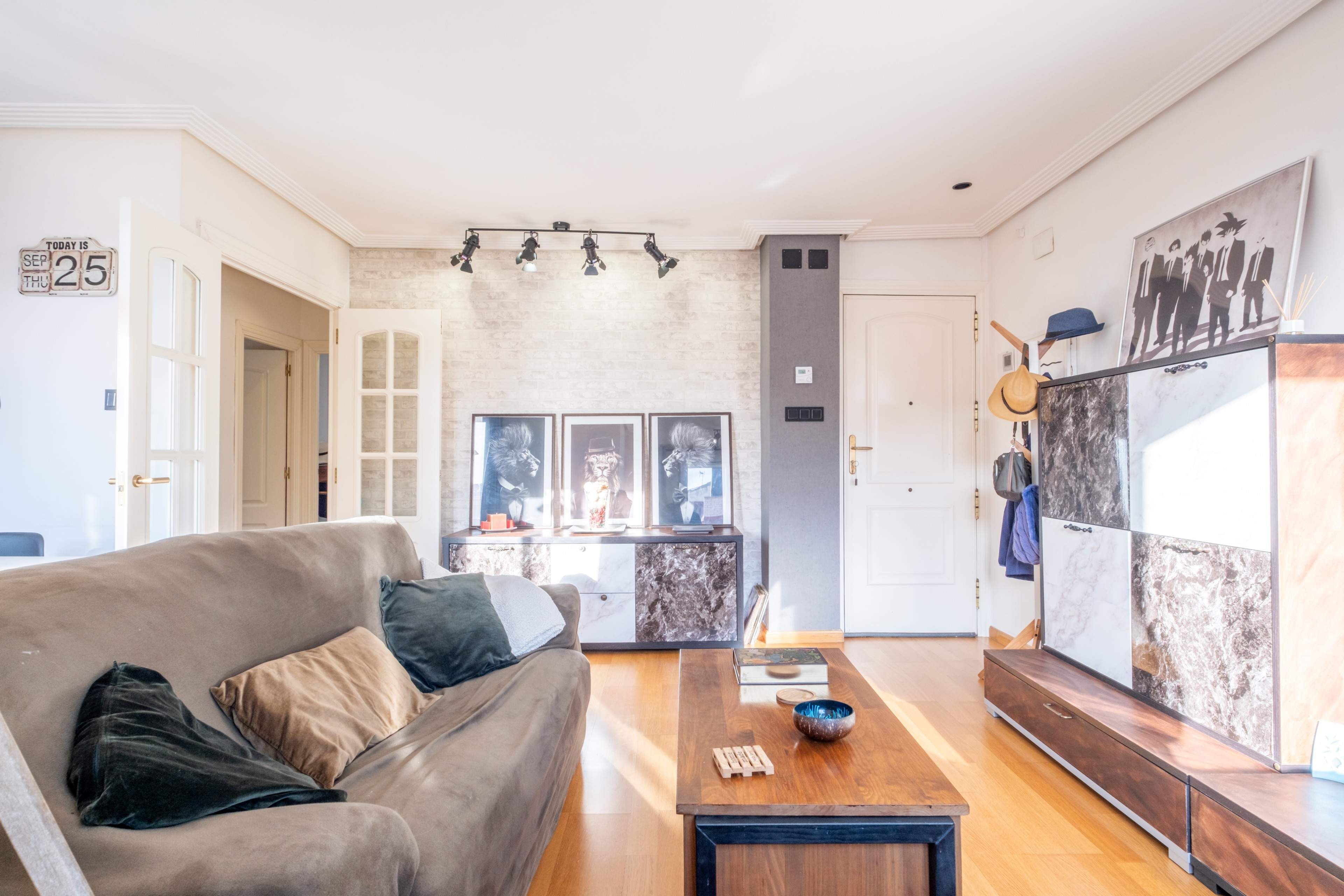 Sala d'estar de Pis en venda en  Zaragoza Capital amb Calefacció