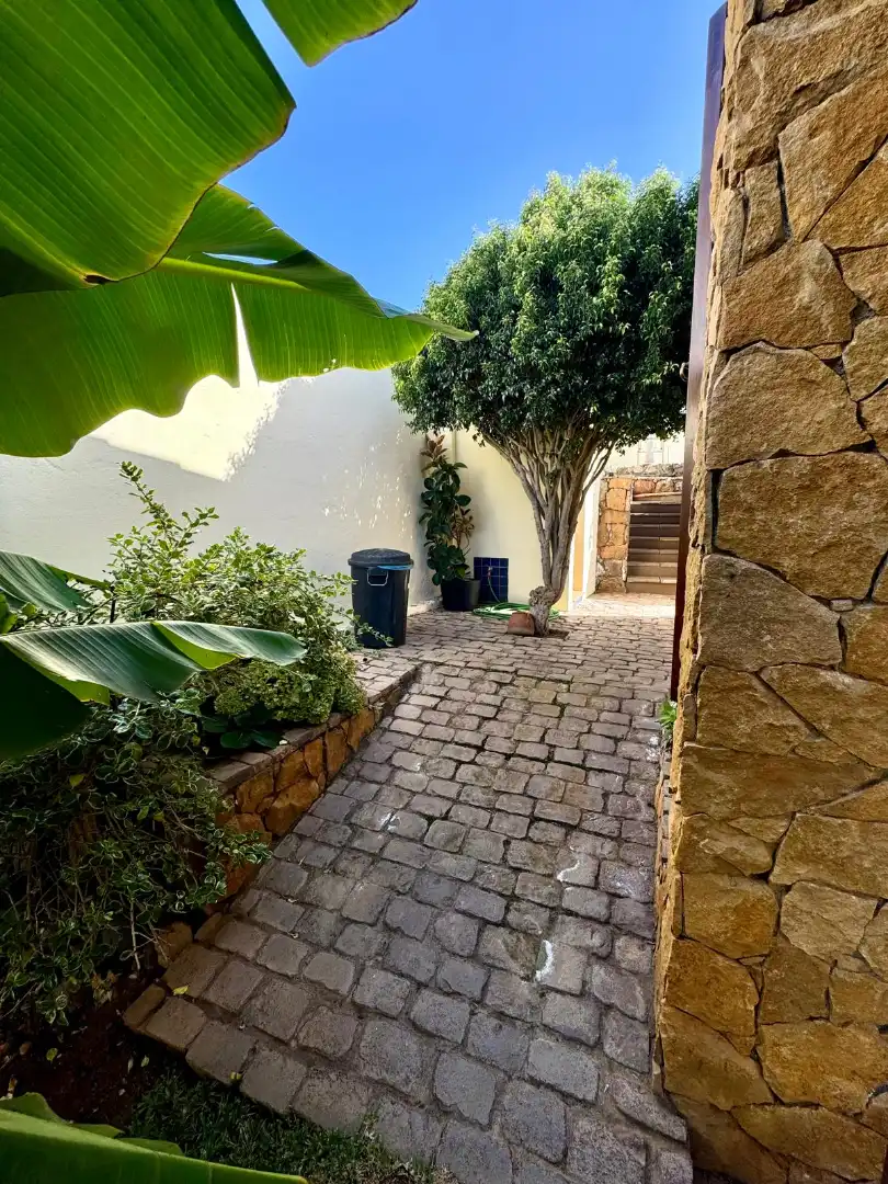 Vista exterior de Casa o xalet en venda en El Sauzal amb Aire condicionat, Jardí privat i Terrassa
