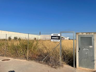 Industriegrundstück zum Verkauf in Carrer Coure 60