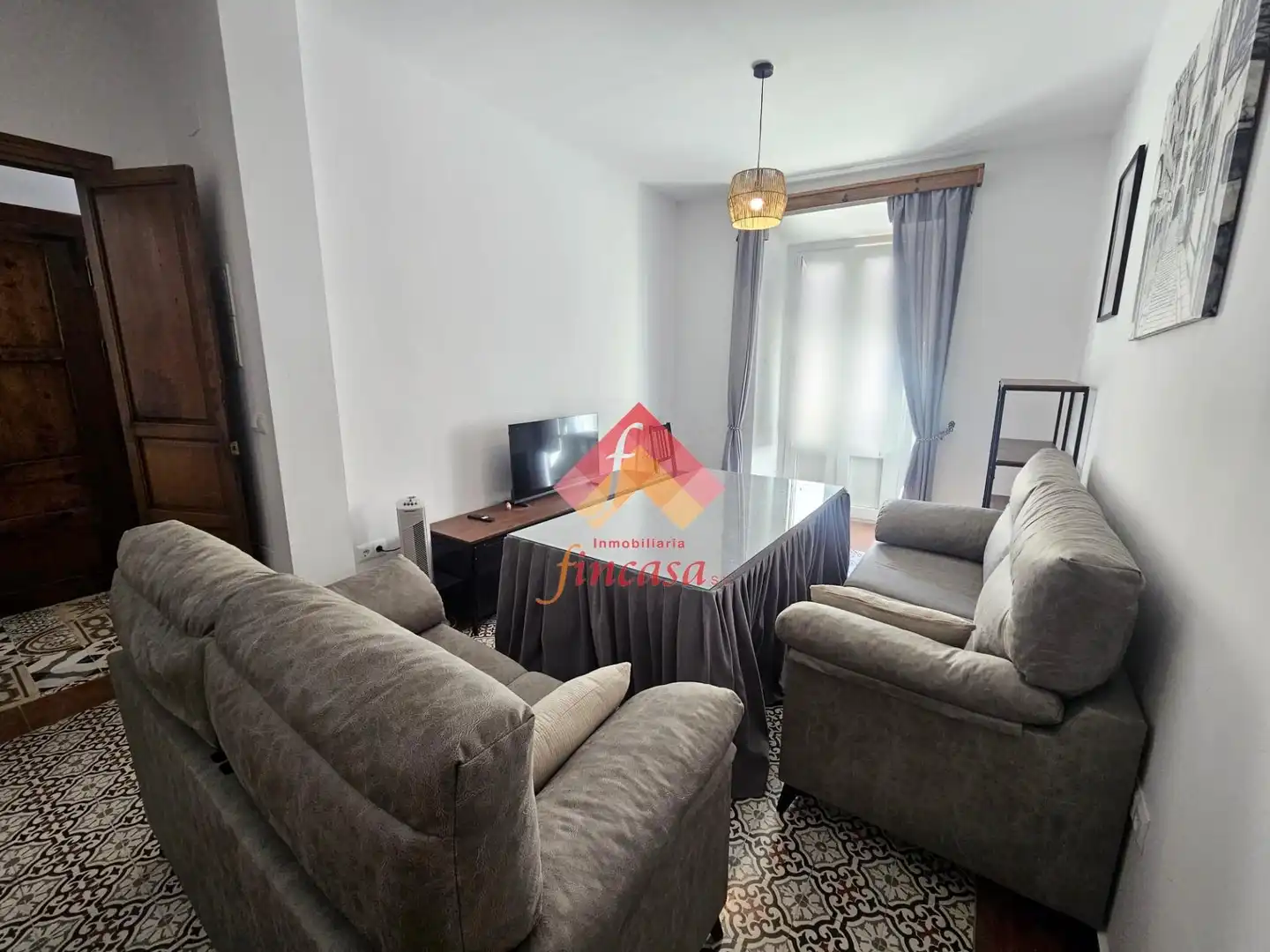 Wohnzimmer von Wohnung zur Miete in Ronda mit Terrasse und Möbliert