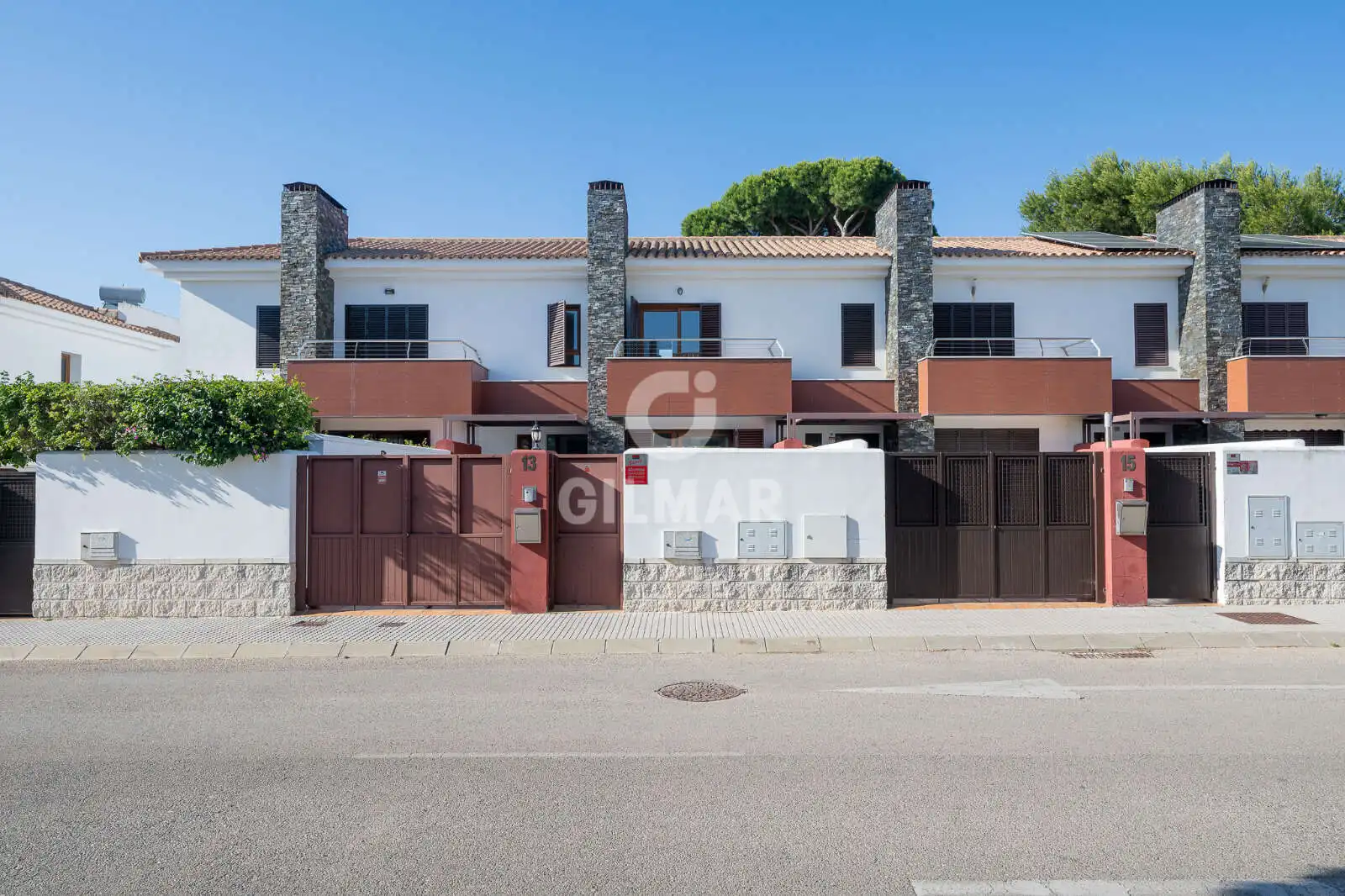 Exterior view of Detached homes for sale in Chiclana de la Frontera  with Private garden, Swimming Pool and Furnished