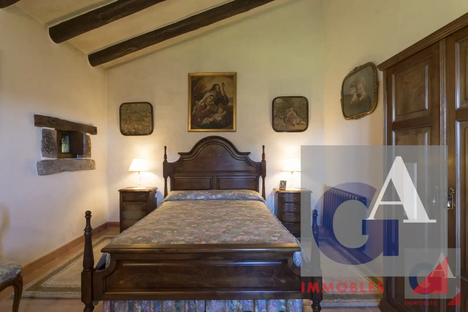 Country homes for sale in Montagut i Oix