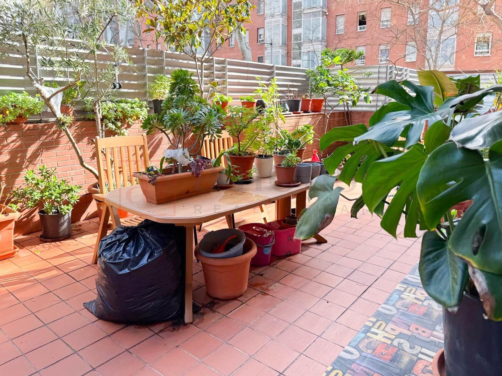Terrace of Planta baja for sale in  Barcelona Capital  with Air Conditioner, Heating and Terrace