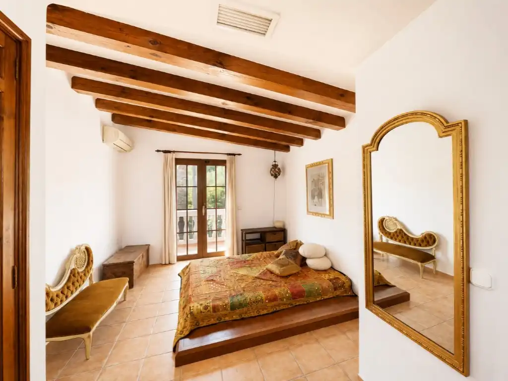 Dormitori de Casa o xalet en venda en Calvià amb Aire condicionat, Jardí privat i Terrassa