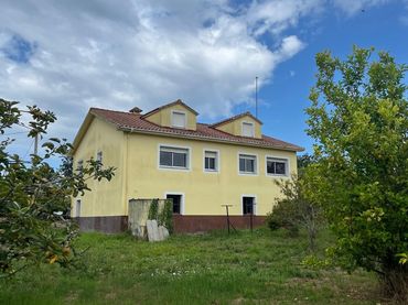 Casa con jardín en venta en Sada (A Coruña)