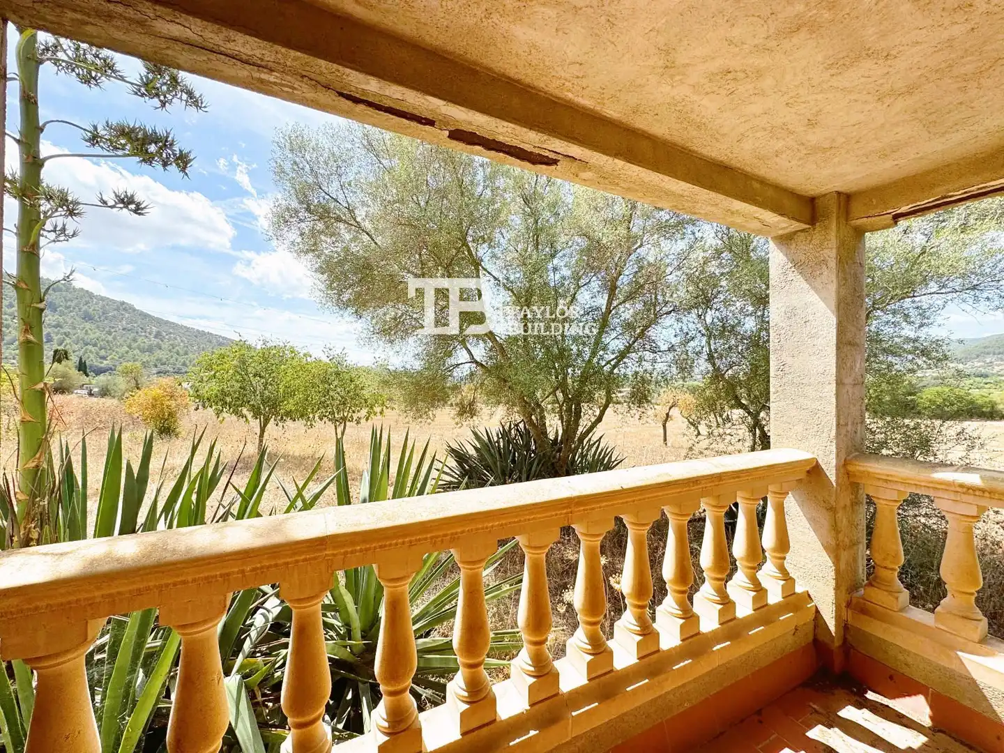 Vista exterior de Casa o xalet en venda en Alaró amb Terrassa i Piscina