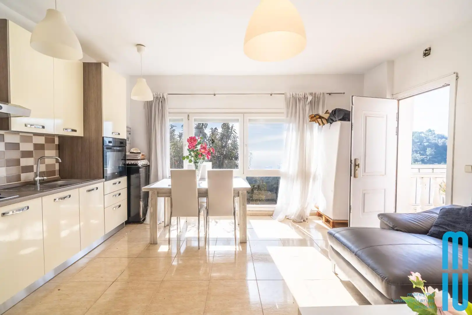 Comedor de Casa o chalet en venta en Pineda de Mar con Calefacción, Jardín privado y Terraza