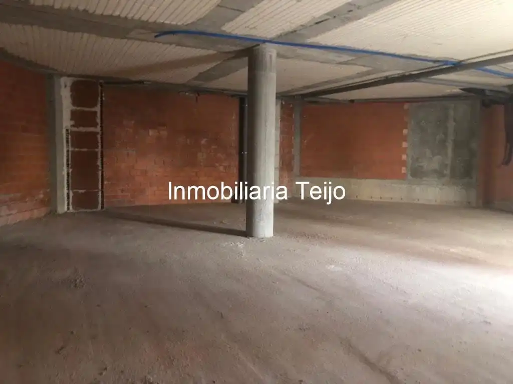 Local comercial en venta en A Malata - Catabois - Ciudad Jardín, imagen 3