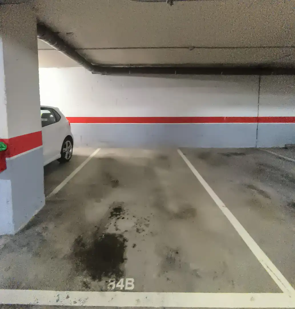 Parking de Ático en venta en El Astillero   con Calefacción y Terraza