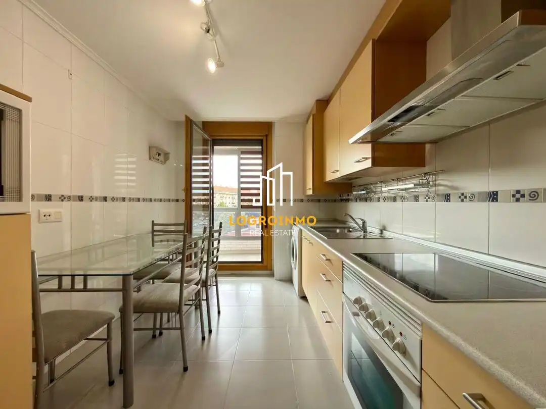 Cocina de Piso en venta en Universidad