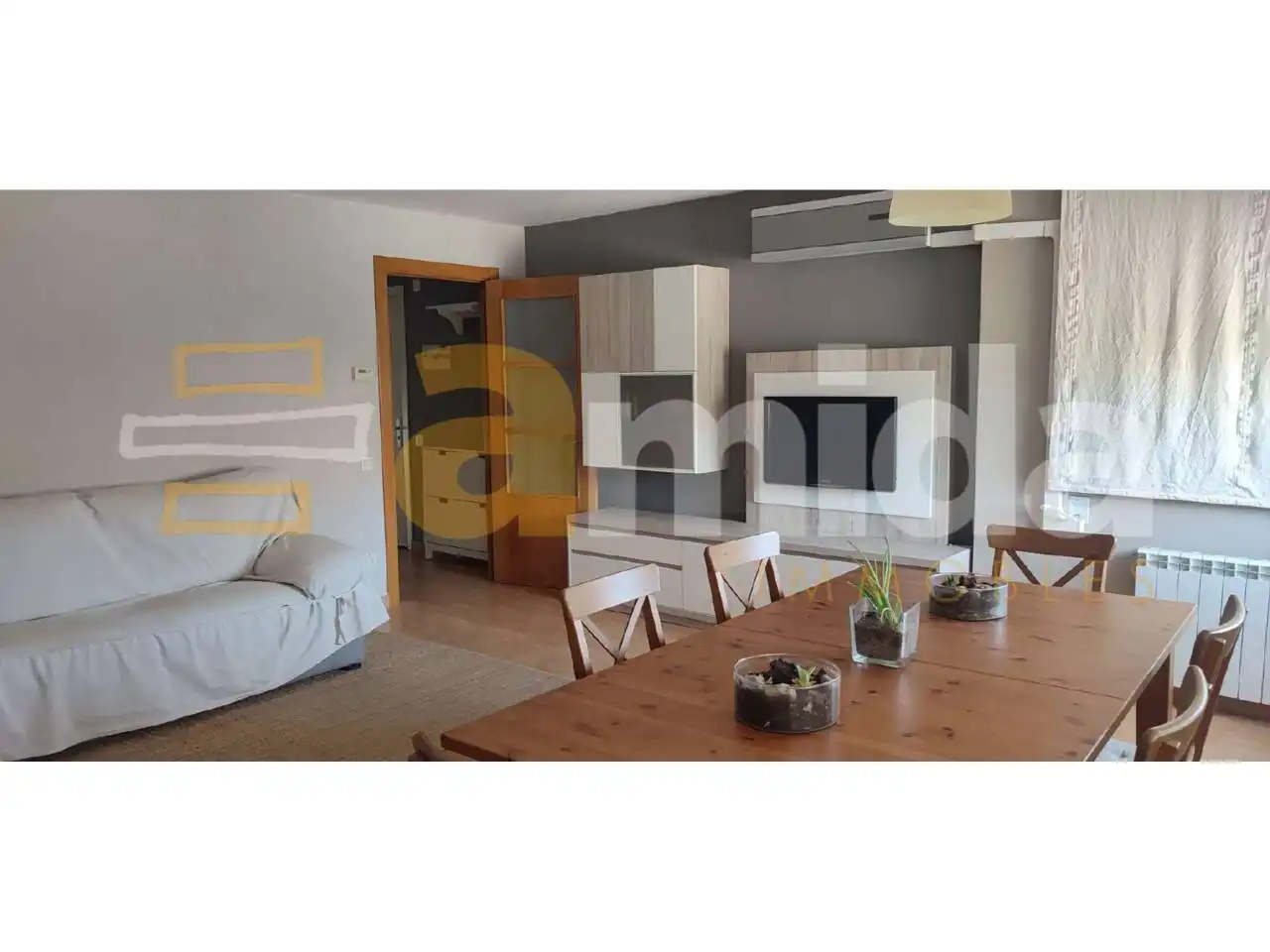 Sala d'estar de Pis en venda en Sabadell amb Aire condicionat i Parquet