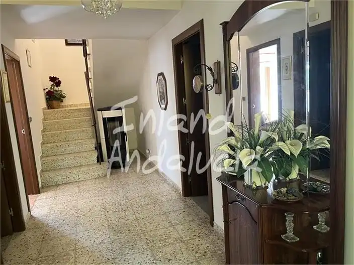 Casa adosada en venta en Alcalá la Real con Terraza y Internet