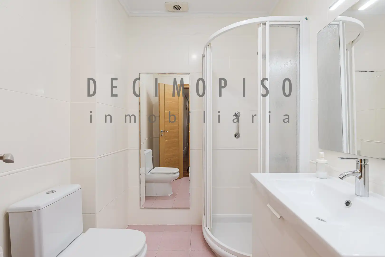 Baño de Piso en venta en Donostia - San Sebastián  con Calefacción