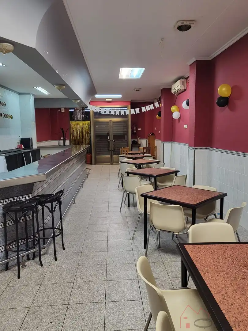 Local comercial en venda a Ricard Hernandez, imagen 2