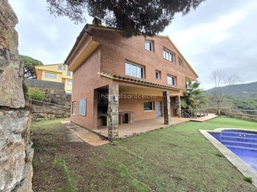 Maison avec piscine à vendre à Calle Sant Vicenç