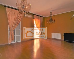 Living room of Duplex for sale in Cáceres Capital  with Air Conditioner, Heating and Private garden