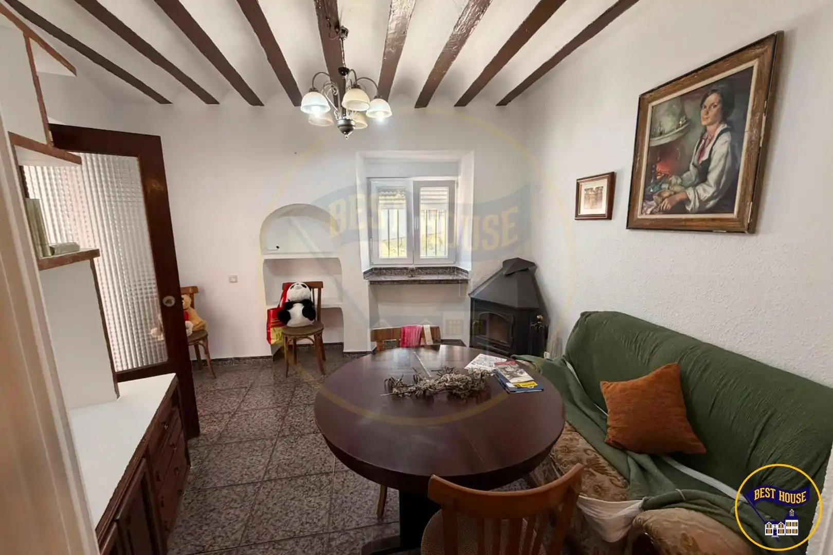 Sala d'estar de Finca rústica en venda en Altarejos amb Moblat