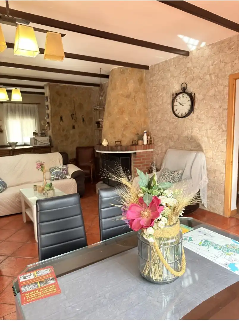 Comedor de Casa o chalet en venta en Almodóvar del Río con Aire acondicionado, Calefacción y Jardín privado