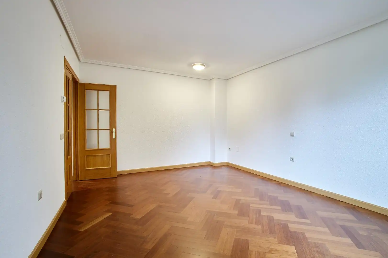 Apartamento de alquiler en Valladolid con Calefacción, Terraza y Trastero