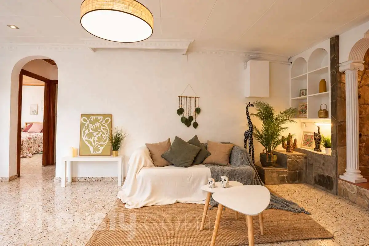 Sala de estar de Planta baja en venta en El Poal