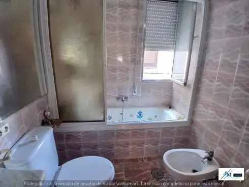 Baño de Piso en venta en Toledo con Aire acondicionado y Calefacción