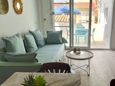 Loft amb balcó de lloguer a Poblats Marítims