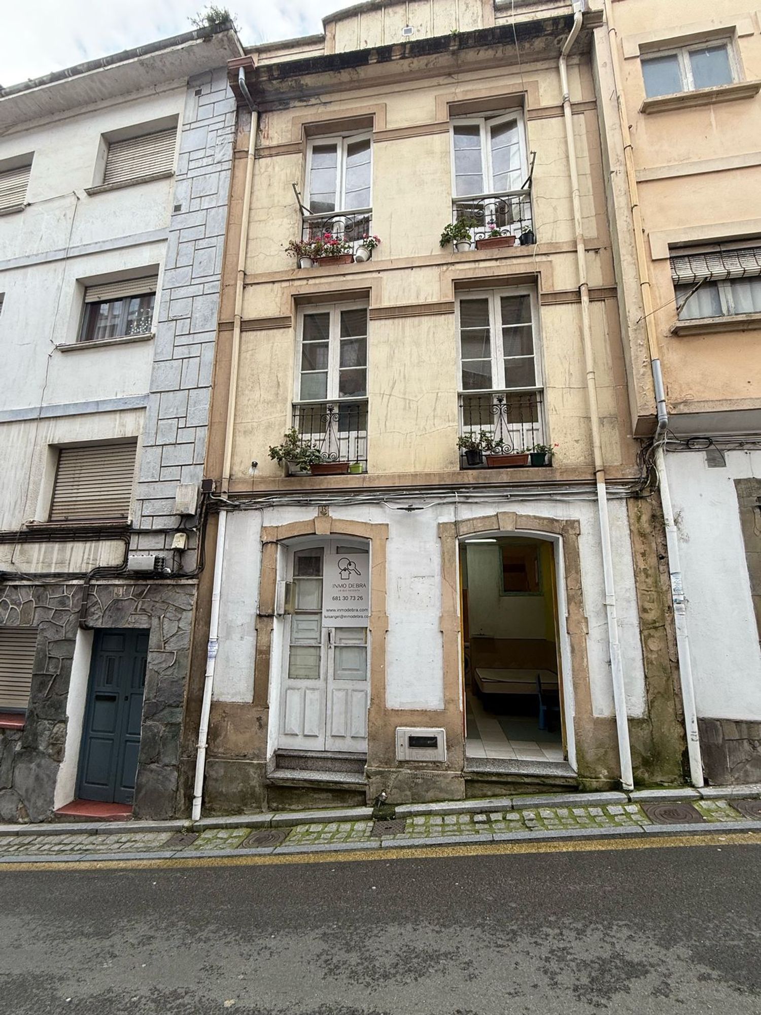 Vista exterior de Casa o xalet en venda en Cudillero amb Terrassa i Piscina